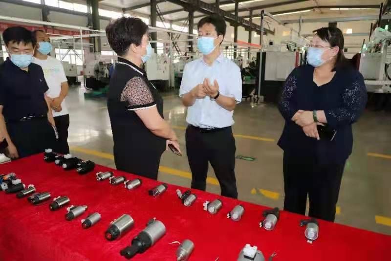 美美女被插网站安阳市市长高永一行莅临我公司参观调研